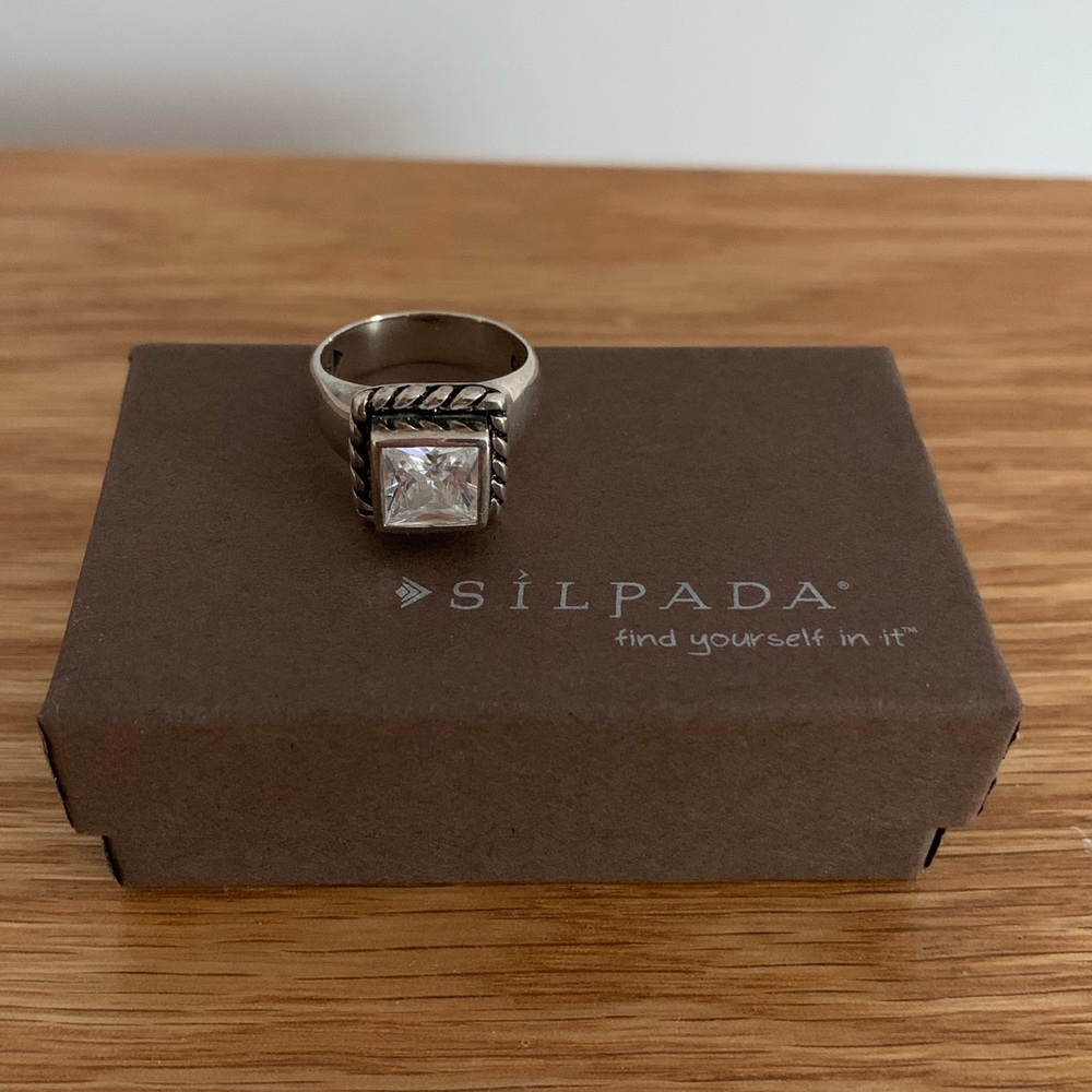 RARE Vintage Retired Silpada Elizabeth Sterling Silver Square CZ Ring